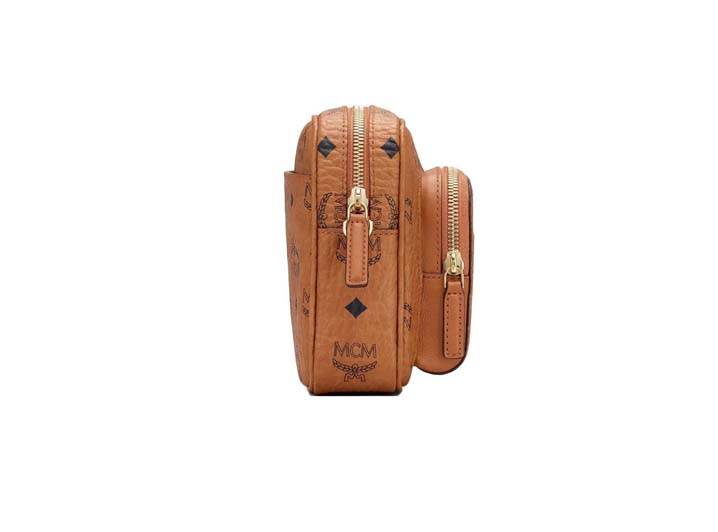 MCM Klassik Visetos Leather Camera Bag Unisex Cognac — изображение 2
