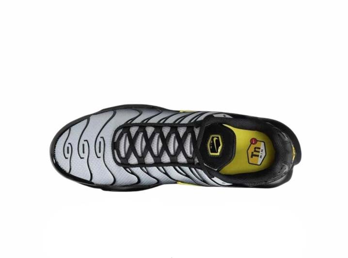 Nike Air Max Plus 'Black Opti Yellow' — изображение 4