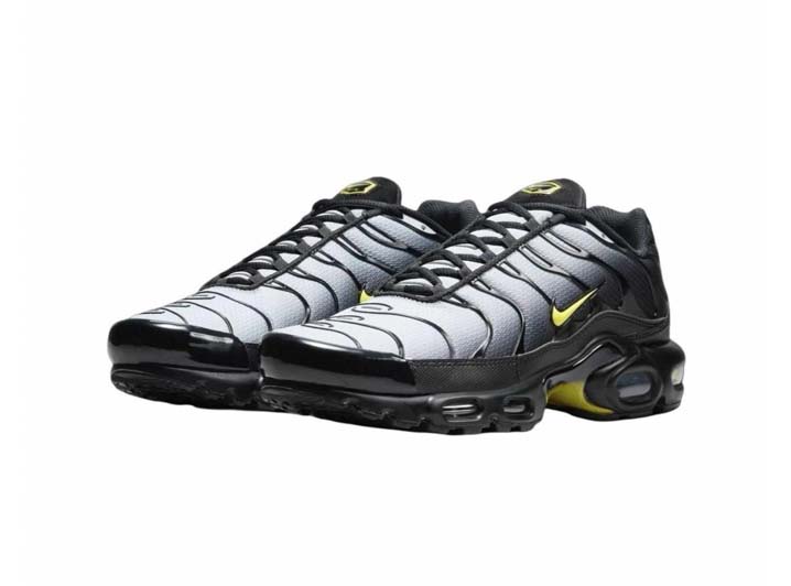 Nike Air Max Plus 'Black Opti Yellow' — изображение 5