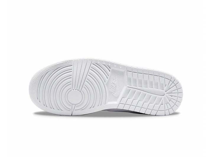 Jordan 1 Low Triple White 2022 Women's — изображение 6
