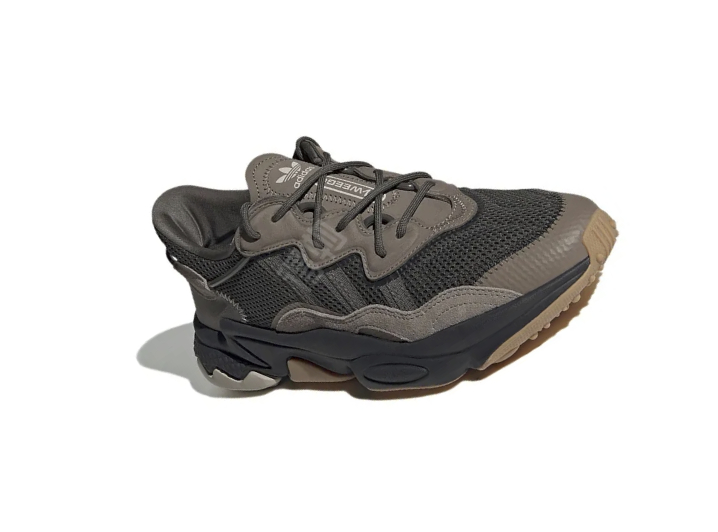 Аdidas originals Ozweego sneakers for men and women, light brown. — изображение 4