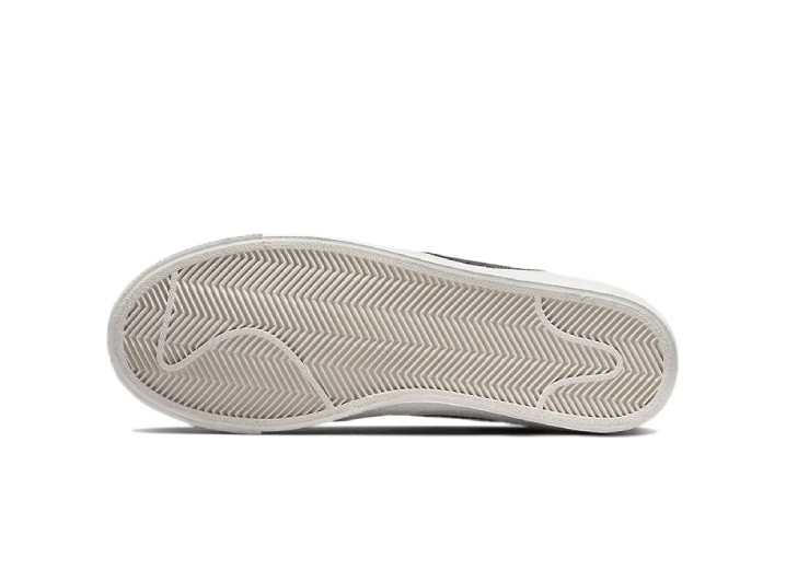 Nike Blazer '77 Jumbo Retro Casual Women's Sneakers — изображение 2