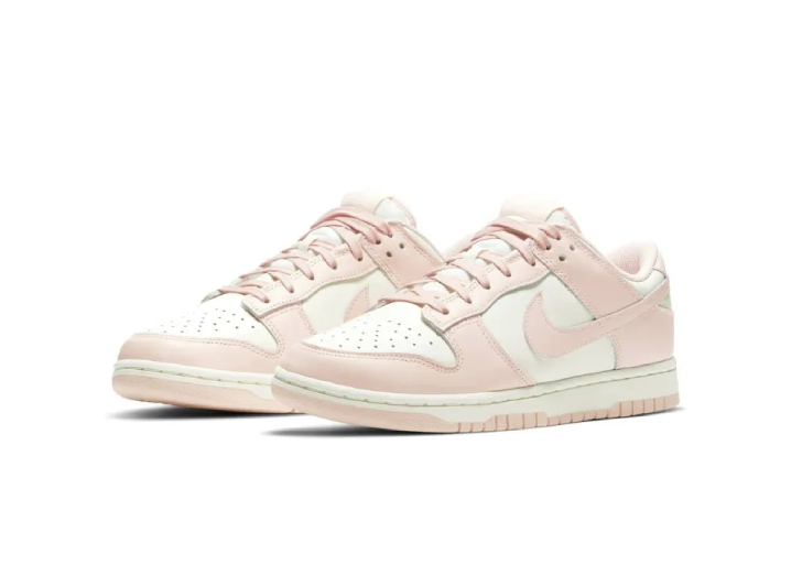 Nike Dunk "Orange Pearl" Low-Top Sneakers for Women — изображение 5
