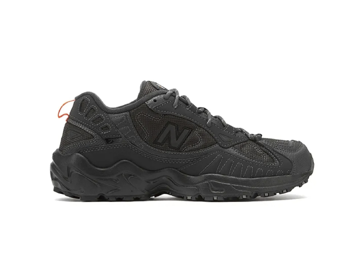 Men's New Balance NB 703 Dark Knight sneakers. Durable, lightweight, and low-cut. — изображение 5