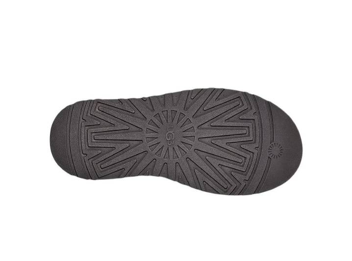 Women's short winter UGG boots made of genuine leather with fleece lining, color "storm cloud". — изображение 2