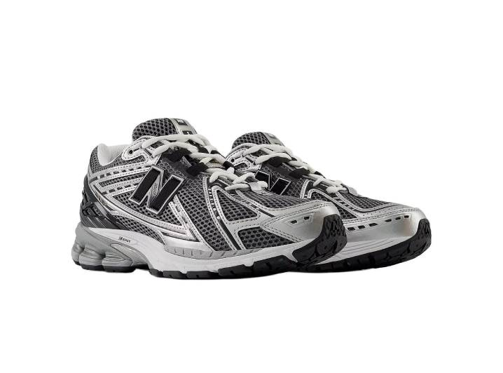 New Balance NB 1906R sneakers: comfortable, low-top, for everyday wear, unisex, silver-black. — изображение 5