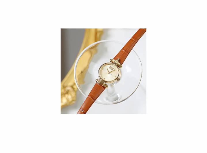 Vivienne Westwood Queen Elizabeth Brown miniature vintage quartz watch with genuine leather strap. — изображение 2
