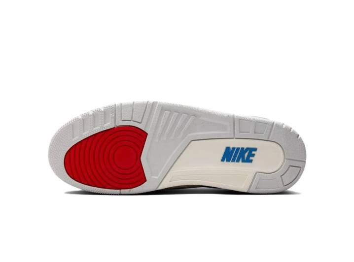 Jordan Air Jordan 3 Retro "Rare Air" men's mid-top basketball shoes in black, grey and red. — изображение 5