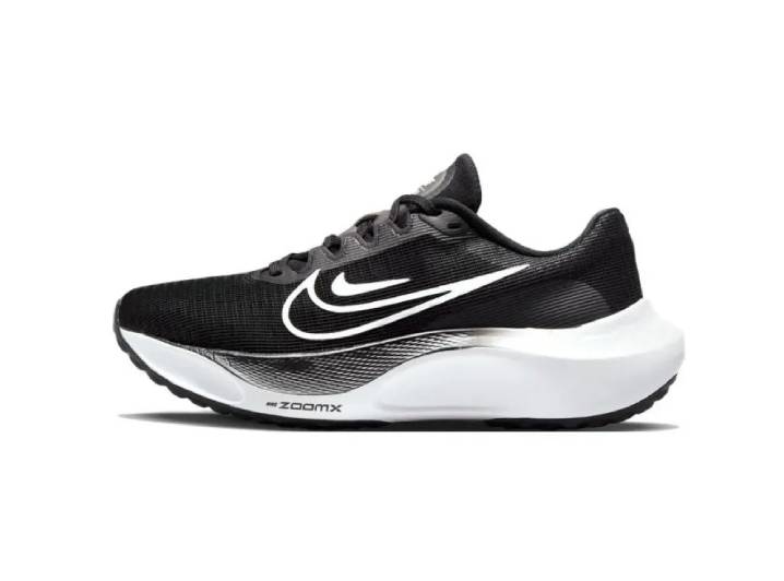 Nike Zoom Fly 5 Women's Running Shoe with High-Speed Foam Comfort - Black and White