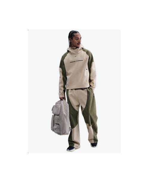 Nike Tech Boreas Knit Open-Hem Pants в расцветке «Desert Khaki» — изображение 4