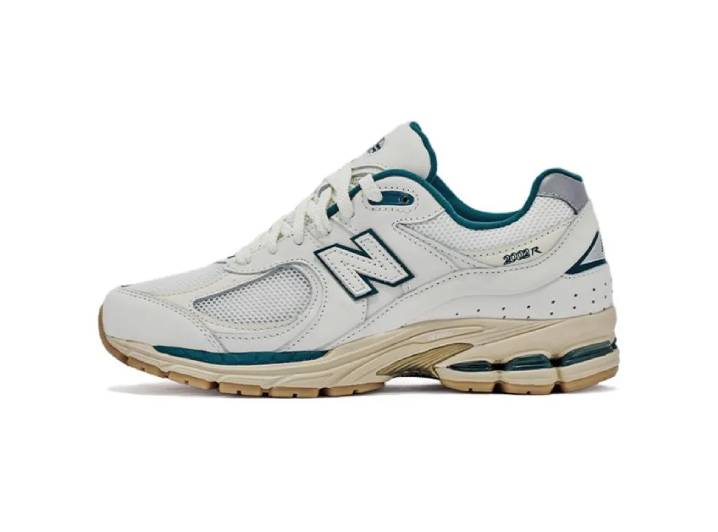 New Balance NB 2002R Retro Sports Leather and Fabric Unisex Sneakers in White and Green