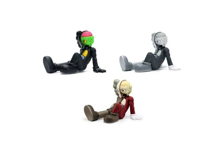 KAWS Resting Place Vinyl Figure, brown/grey/black trendy figurine, 22.86cm — изображение 4