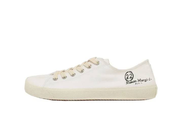 Maison Margiela Tabi low-top sneakers for men, cream color.