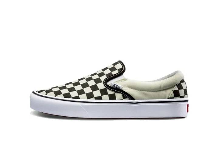 Vans slip-on super stretchy low-top sneakers, unisex, black and white checkered pattern
