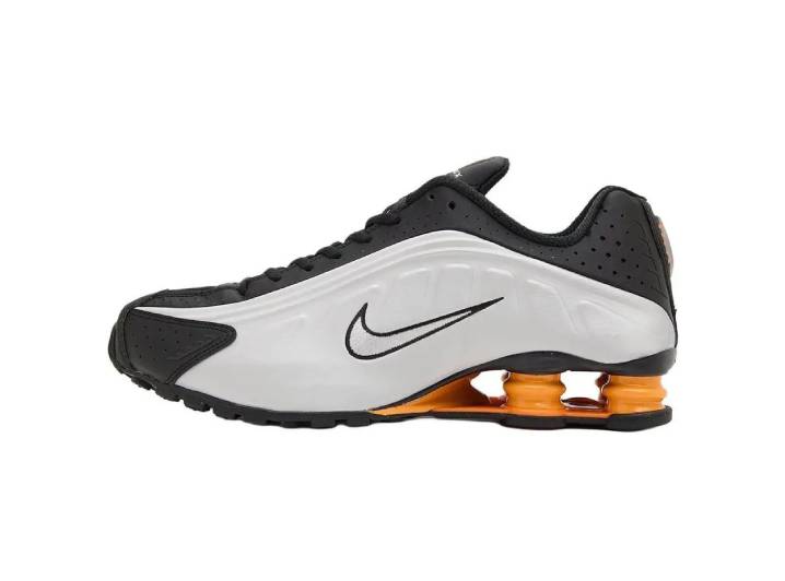 Nike Shox R4: Low-top running sneakers, unisex, black and silver.