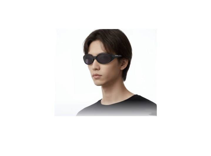 Oakley Solid Color Black Cat Eye Sunglasses for Men — изображение 2