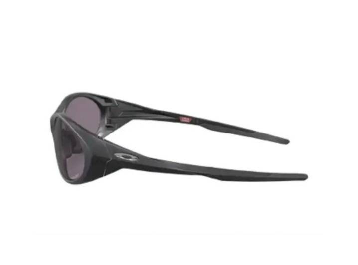 Oakley Solid Color Black Cat Eye Sunglasses for Men — изображение 5