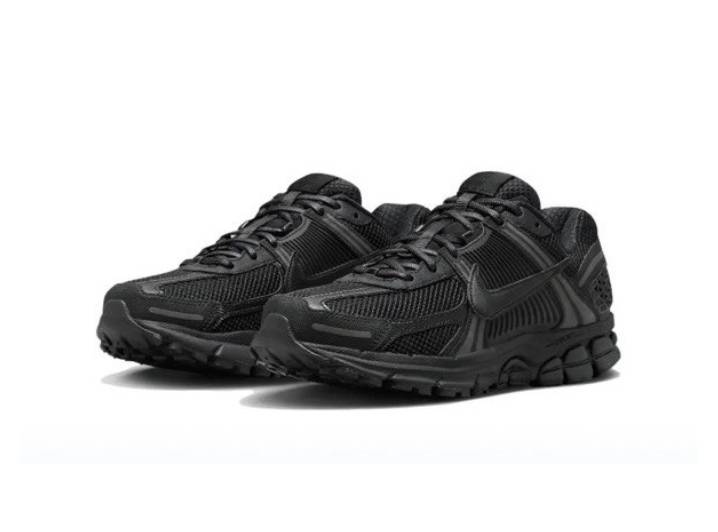 Nike Zoom Vomero 5 sneakers – non-slip, breathable, low-top, casual, unisex, black. — изображение 5