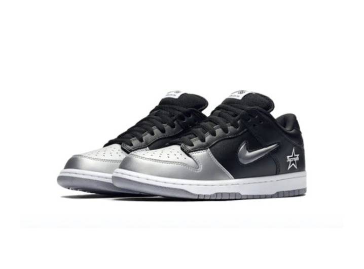 Supreme x Nike Dunk SB Metallic Silver — изображение 5