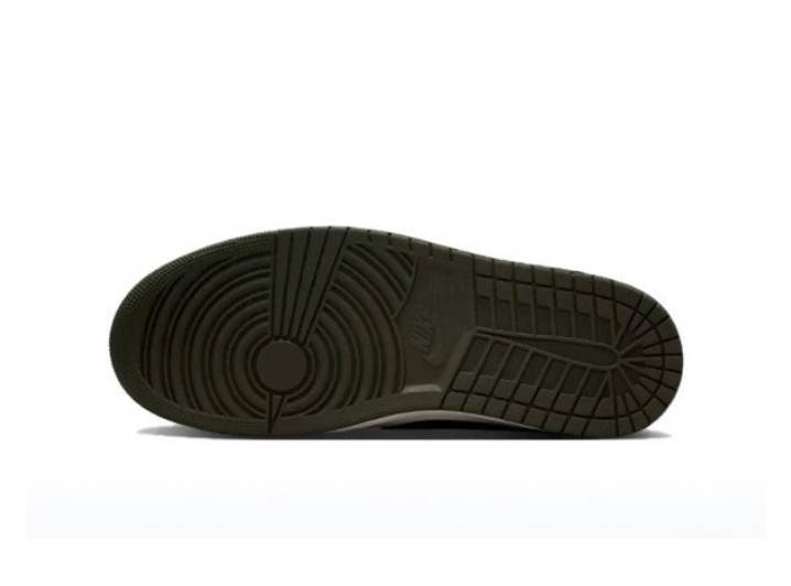 Men's Jordan Air Jordan 1 Low sneakers in the "Reverse Swoosh" — изображение 2