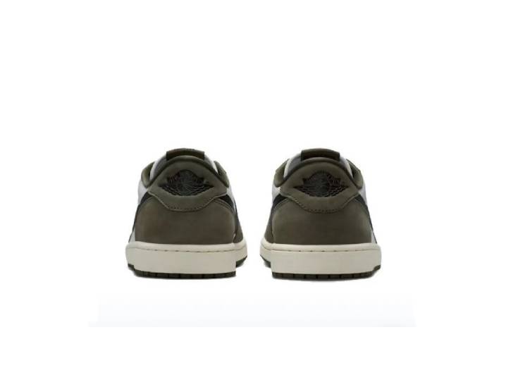 Men's Jordan Air Jordan 1 Low sneakers in the "Reverse Swoosh" — изображение 4