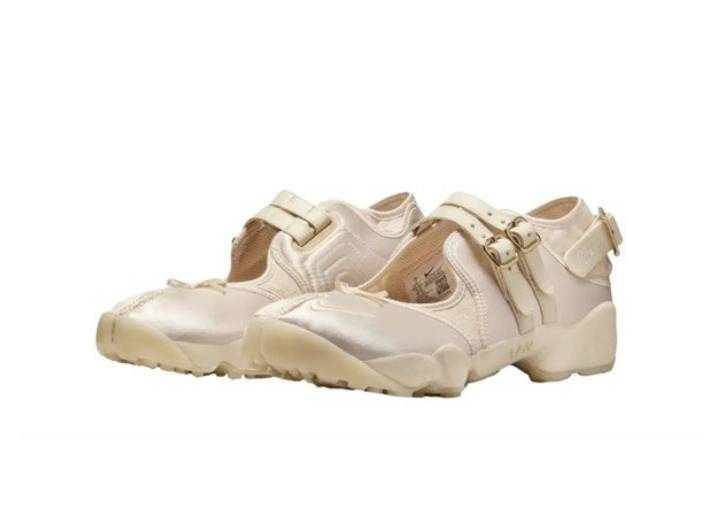 Nike Air Rift Comfortable and Soft Platform Mary Jane Shoes for Women Beige — изображение 5