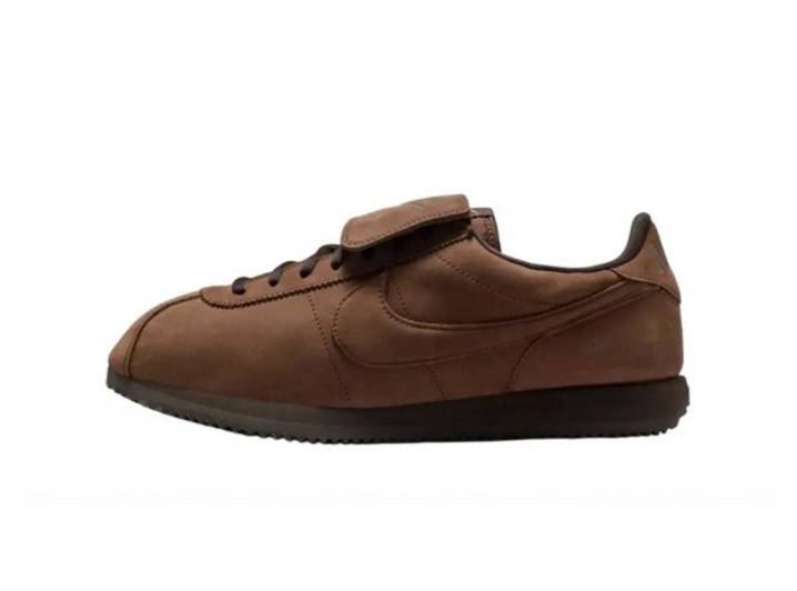Nike Cortez LEATHER SE Comfortable and Soft Casual Running Shoes, Unisex, Brown