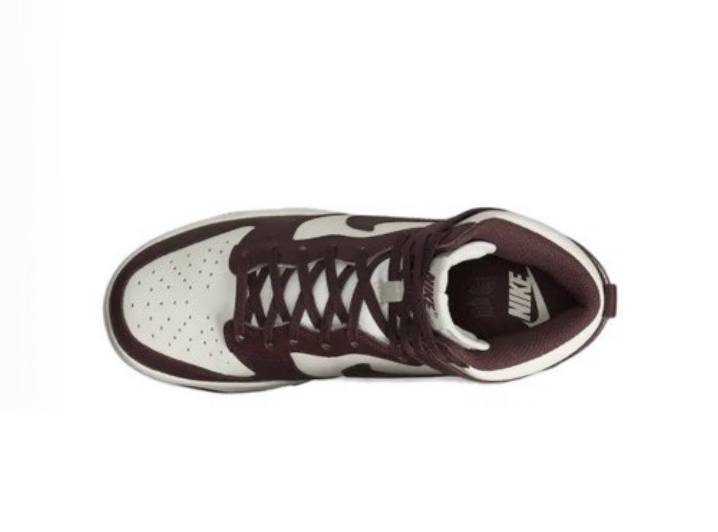 Nike Dunk High burgundy crush Women's high-top sneakers in burgundy — изображение 4