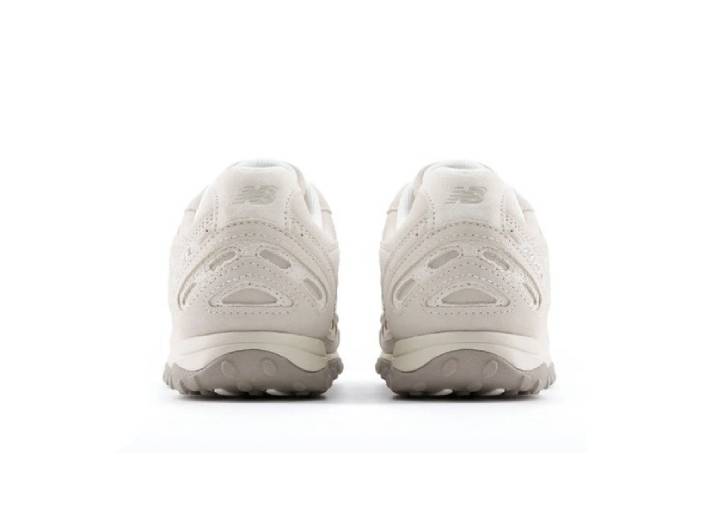 New Balance 204L Sneakers: Comfortable, versatile, durable low-top casual sneakers, unisex, white. — изображение 8