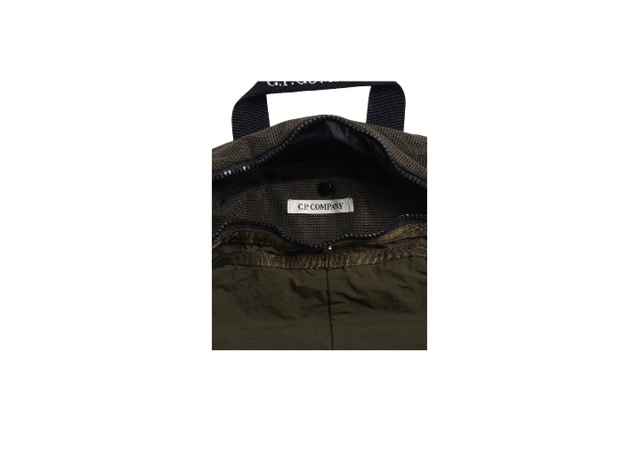 C.P. Company brand logo nylon waist bag for men, ivy green — изображение 2