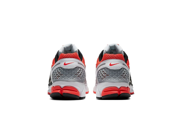 Nike Zoom Vomero 5 — мужские беговые кроссовки, Black/Red/White — изображение 3