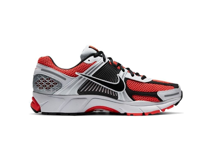 Nike Zoom Vomero 5 — мужские беговые кроссовки, Black/Red/White — изображение 6