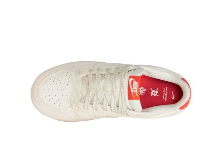 Nike Dunk Low Friendship Knot: Женские низкие кеды в цвете Off-White — изображение 3