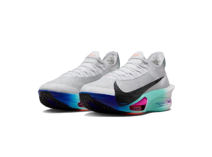 Nike Air Zoom Alphafly Next% 3: Женские марафонские кроссовки в белом цвете — изображение 3