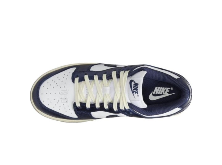 Nike Dunk "Midnight Navy and White" Leather Low-Top Sneakers, Women's, Navy Blue 2023 Edition — изображение 3