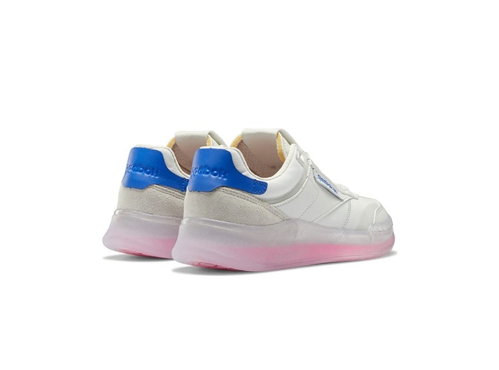 Reebok Club C Legacy: Женские низкие кроссовки в бело-синем цвете — изображение 3