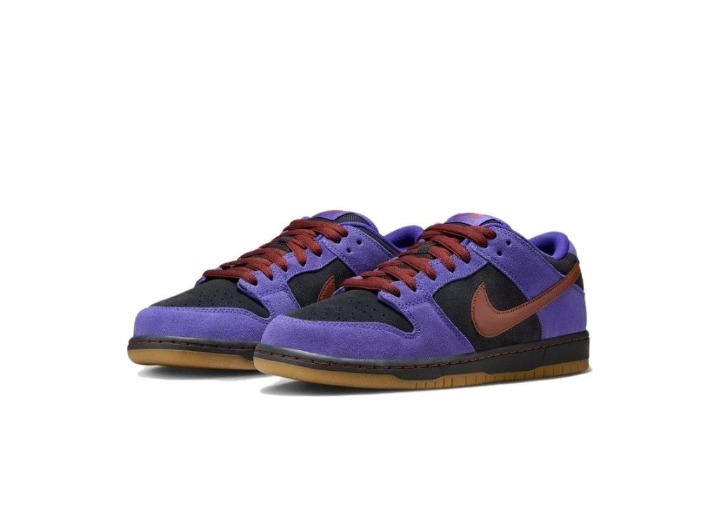 Nike Dunk SB Pro: Унисекс-кроссовки в фиолетово-чёрном цвете — изображение 3