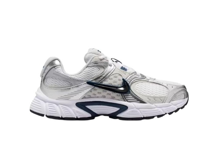 Nike V5 RNR Classic Comfort Running Shoes, Women's, Metallic Silver — изображение 2