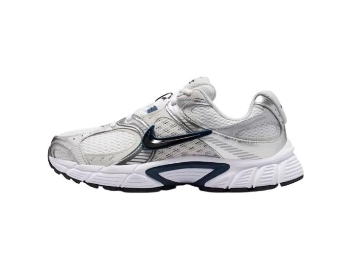Nike V5 RNR Classic Comfort Running Shoes, Women's, Metallic Silver