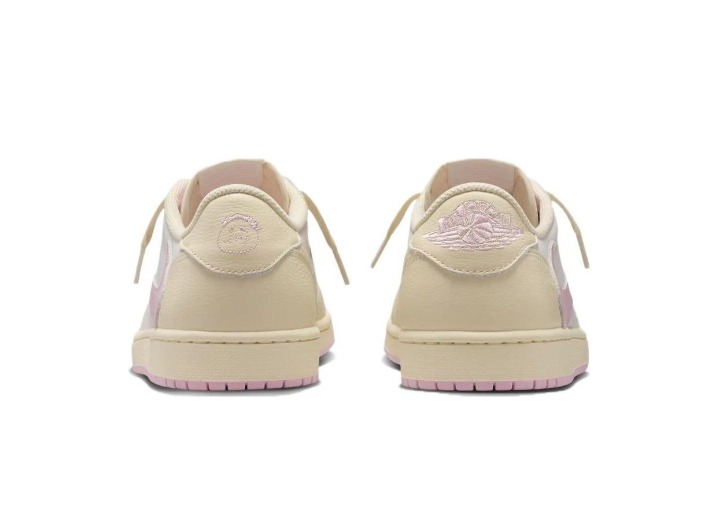 Jordan x Travis Scott: Низкие кроссовки в розовом цвете — изображение 3