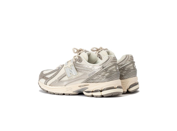 New Balance 1906R: Унисекс-кроссовки в бежевом цвете — изображение 3