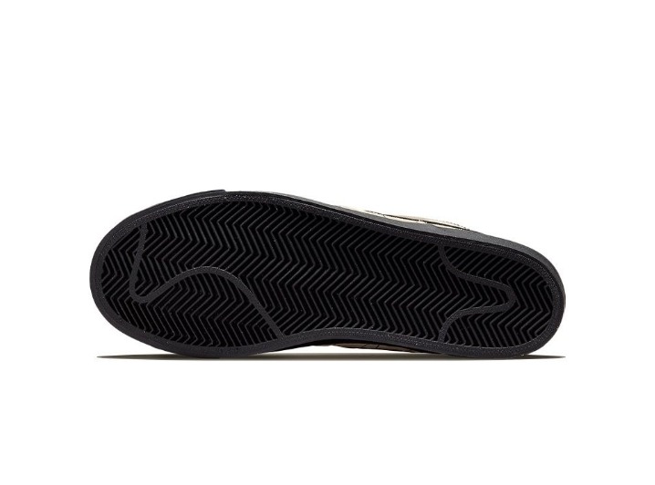 Nike SB Zoom Blazer Mid PRM "Acclimate Pack": Коричнево-чёрные кроссовки в стиле аутдор — изображение 2