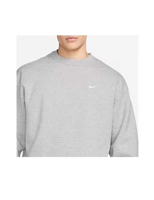 Nike Solo Swoosh: Мужской свитшот с круглым вырезом, серый — изображение 3
