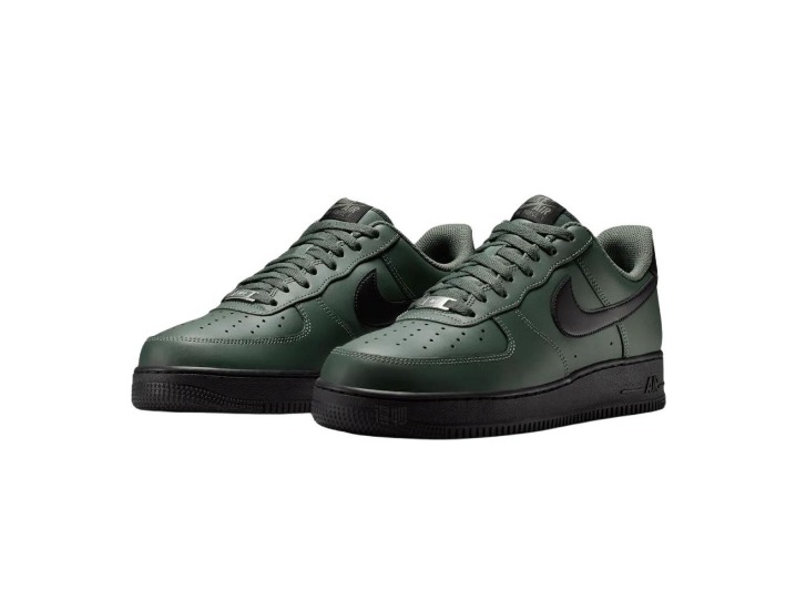Nike Air Force 1 '07: Унисекс-кроссовки в камуфляжном зелёном цвете — изображение 5