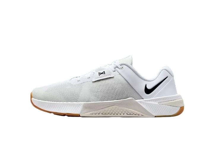 Nike Metcon 10: Мужские тренировочные кроссовки в белом цвете