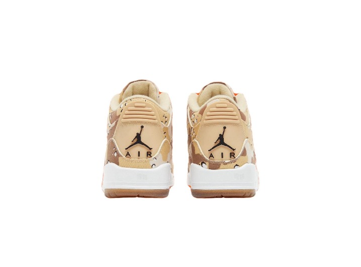 Jordan Air Jordan 3 Retro Tex "Desert Camo": Женские ретро-баскетбольные кроссовки в коричневом цвете — изображение 3