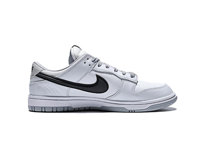 Nike Dunk Leather GTX: Мужские низкие кроссовки в светло-серо-белой гамме — изображение 4