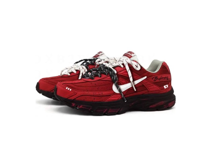 Nike Initiator: Кастомные кроссовки в стиле Miu — изображение 3