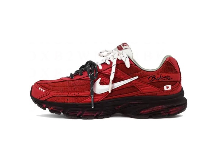 Nike Initiator: Кастомные кроссовки в стиле Miu