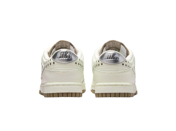 Nike Dunk: Женские низкие кроссовки в белом цвете — изображение 4